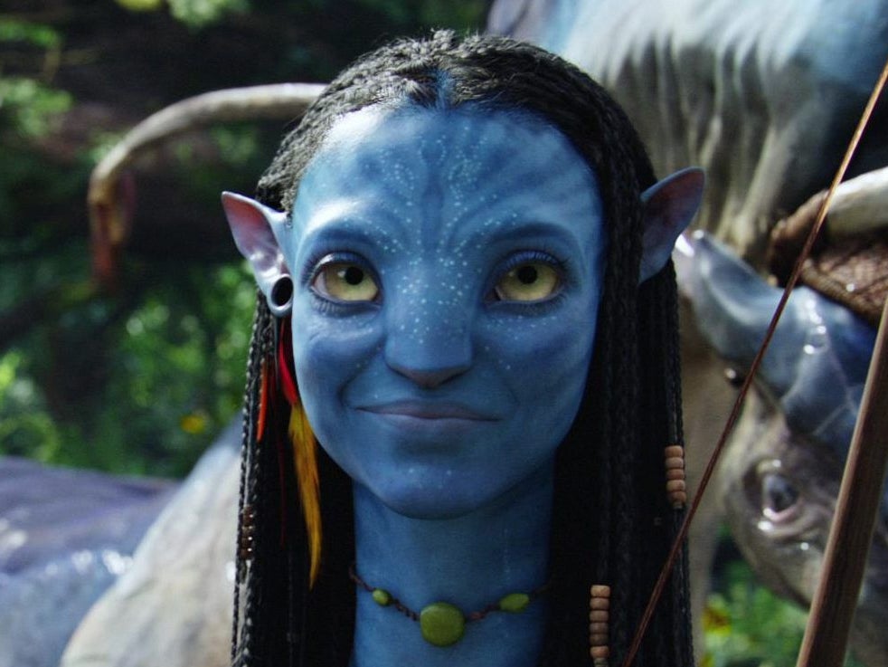 Estrella de ‘Avatar 2’, Zoe Saldana, advierte a fans tras ver parte de la nueva película de James Cameron