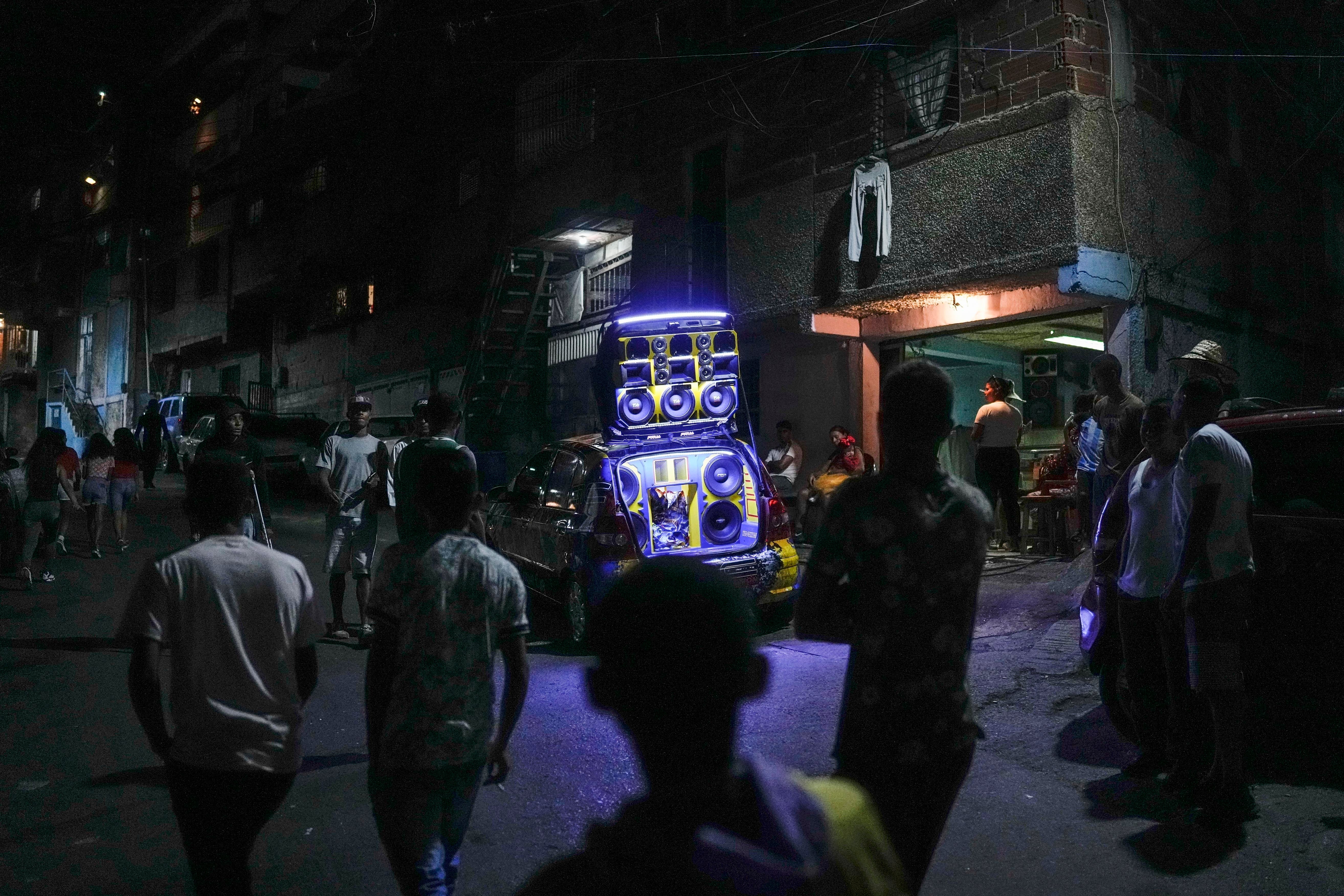 VENEZUELA BAILES CALLEJEROS