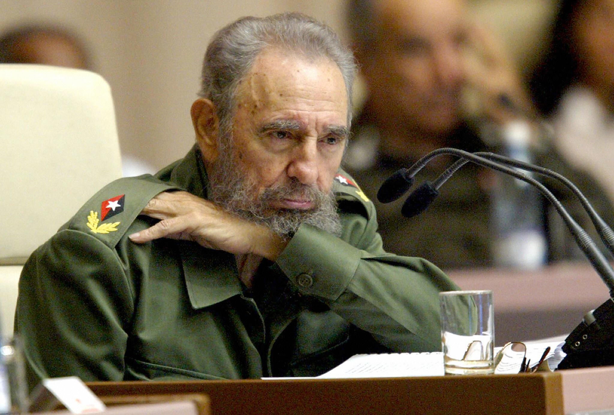 Fidel Castro, fotografiado en 2005, llevaba siempre su uniforme cuando aparecía en público