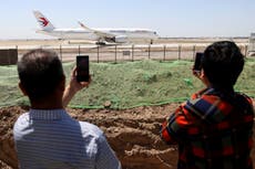 Se estrella un avión en China con 132 personas a bordo