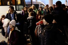 Huérfanos ucranianos varados en Polonia por falta de papeles