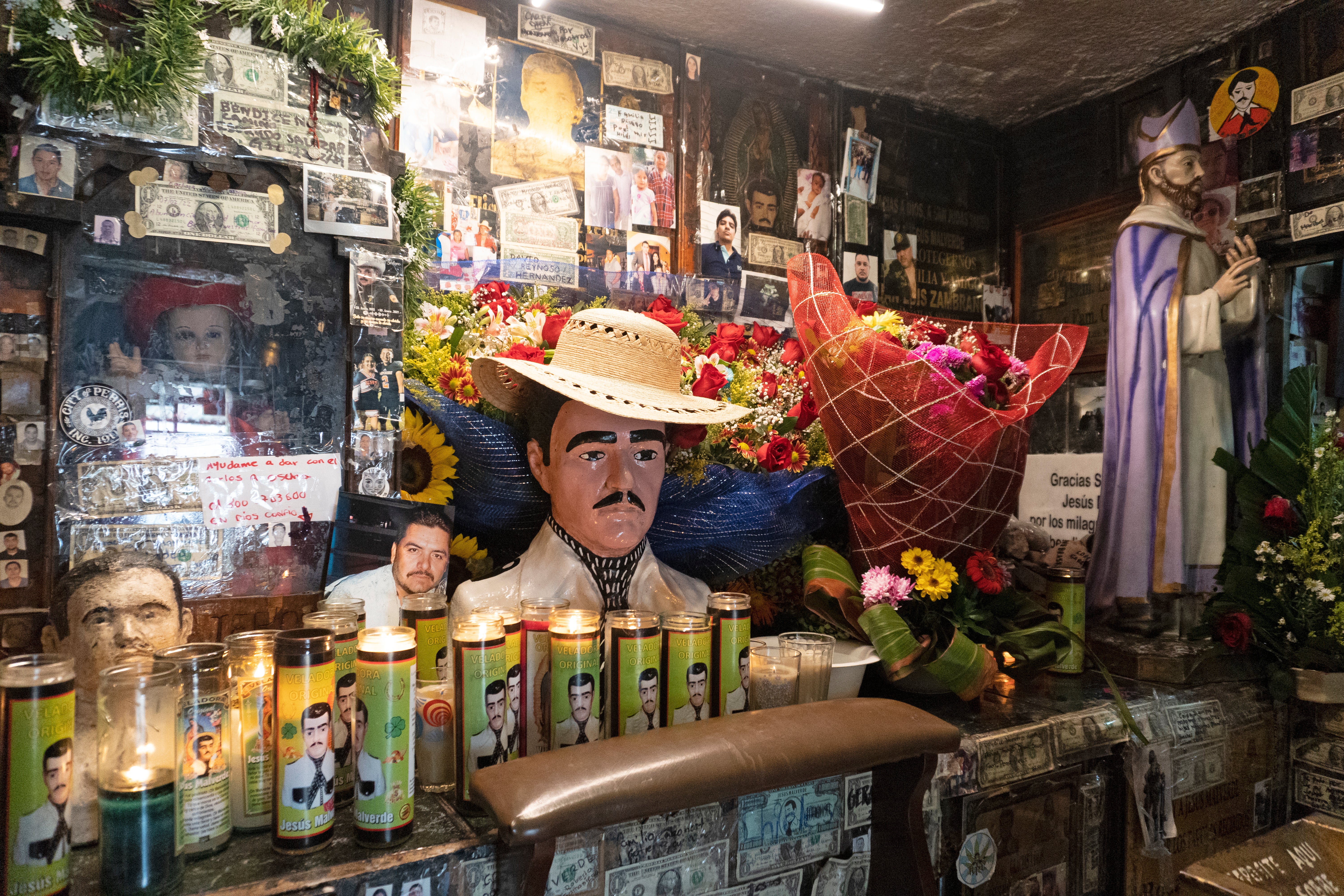 Detienen a productores de ‘narcocorridos’ en EE.UU. y son ligados a cárteles de la droga