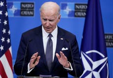 Biden le contesta de mala gana a una periodista sobre las sanciones a Rusia: “Estás jugando conmigo”