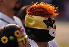 Qatar: advierten a fanáticos mexicanos que no usen máscaras de lucha libre durante el Mundial