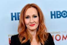 Vladimir Putin defiende a JK Rowling en un discurso que condena la “cultura de la cancelación” en Occidente