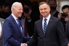 Biden reafirma compromiso con seguridad de Polonia