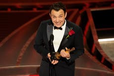 Shaq y Curry ganan Oscar por documental Queen of Basketball