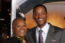 Madre de Will Smith habla sobre la bofetada a Chris Rock durante los Oscar: “Nunca lo había visto hacer eso”