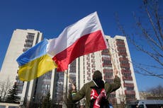 Países europeos expulsan a decenas de diplomáticos rusos