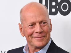Bruce Willis tiene afasia y “se retira” de la actuación, según su familia