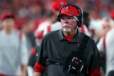 Arians se retira como entrenador de Bucs