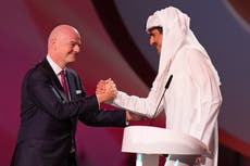 El tentador sorteo de la Copa Mundial agrega una cubierta de brillo al torneo en bancarrota moral de Qatar