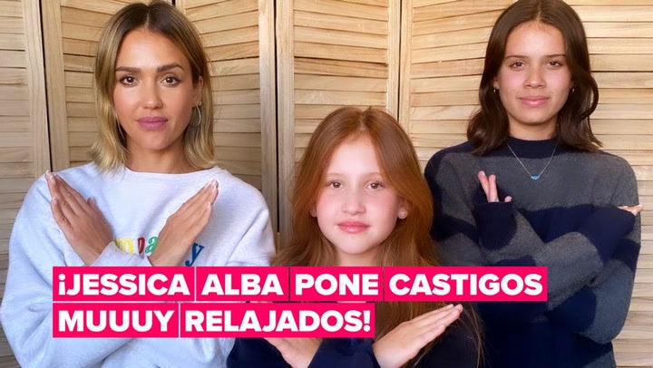 Así es como Jessica Alba educa a sus hijas cuando se portan mal