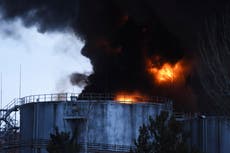 LO ÚLTIMO: Misiles rusos alcanzan planta petrolera en Odesa