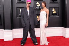La gente se burla del traje excesivamente grande de Justin Bieber en los Grammy: “Con las medidas del Shaq”