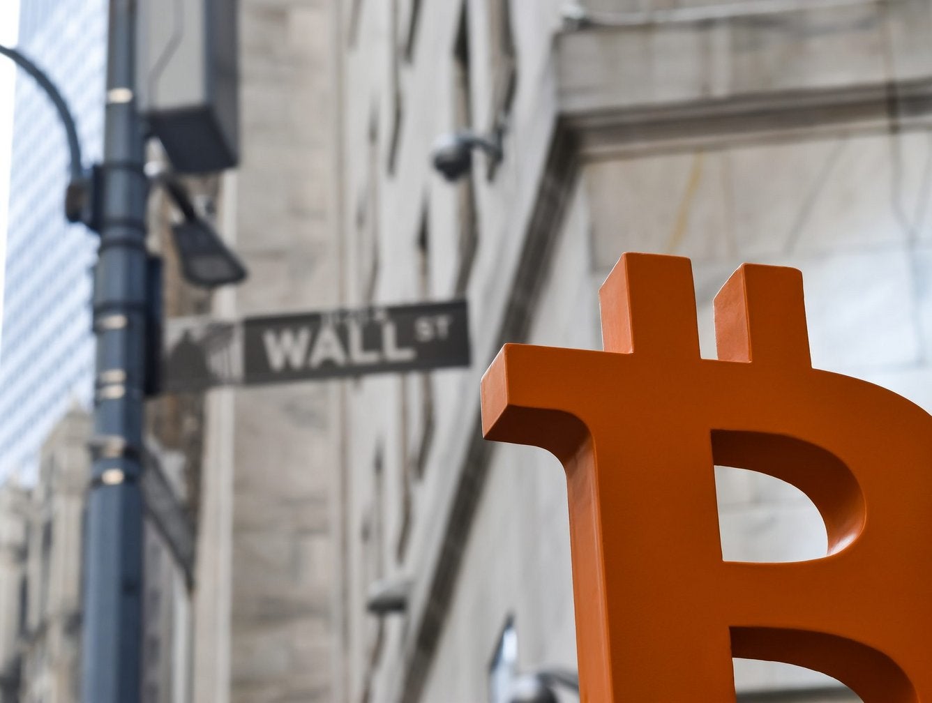 Que el precio del Bitcoin supere el millón de dólares significa que la sociedad se ha derrumbado 