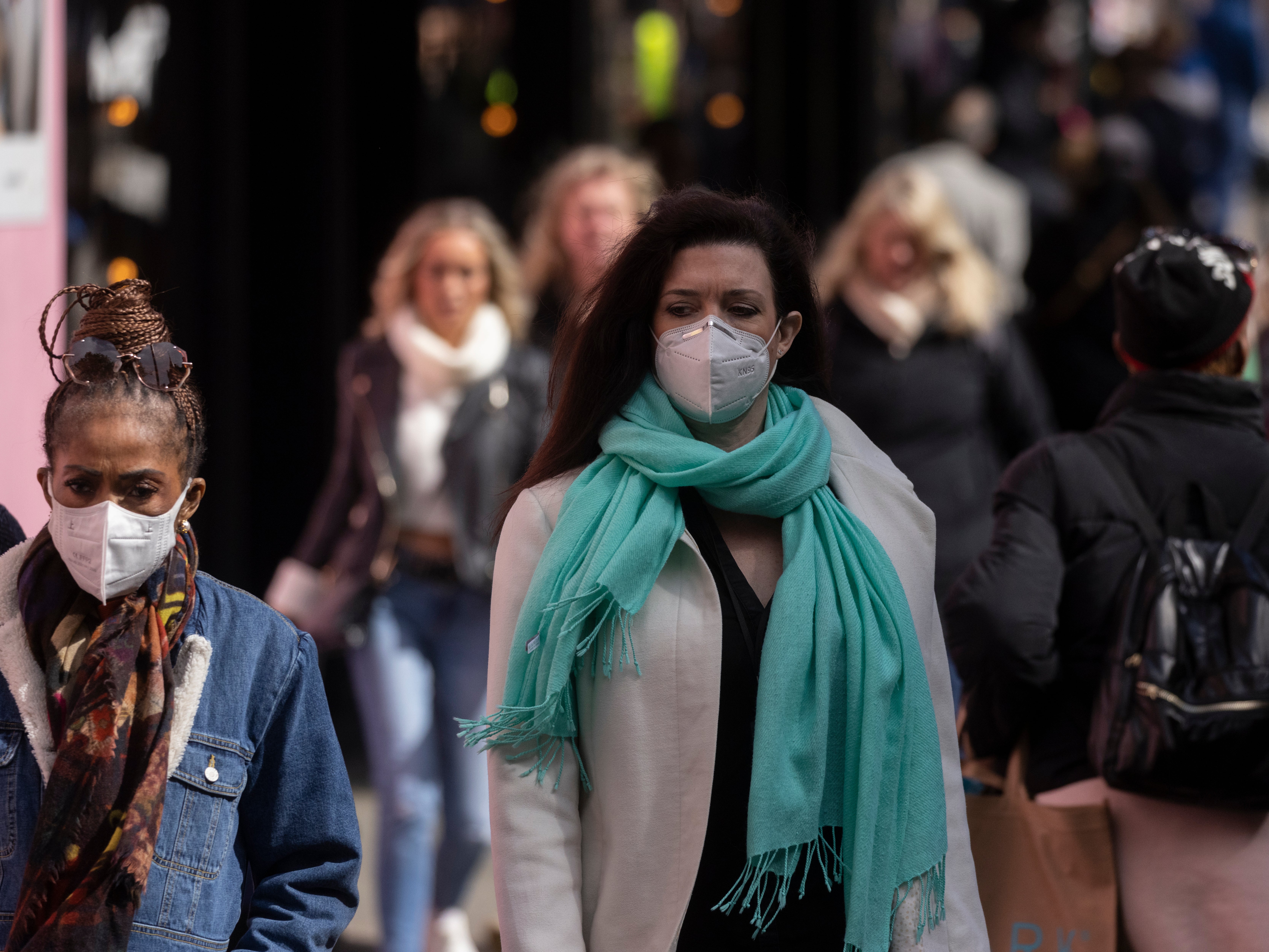 Nueve síntomas de ómicron que afectan a las personas vacunadas en medio de la segunda ola de la variante