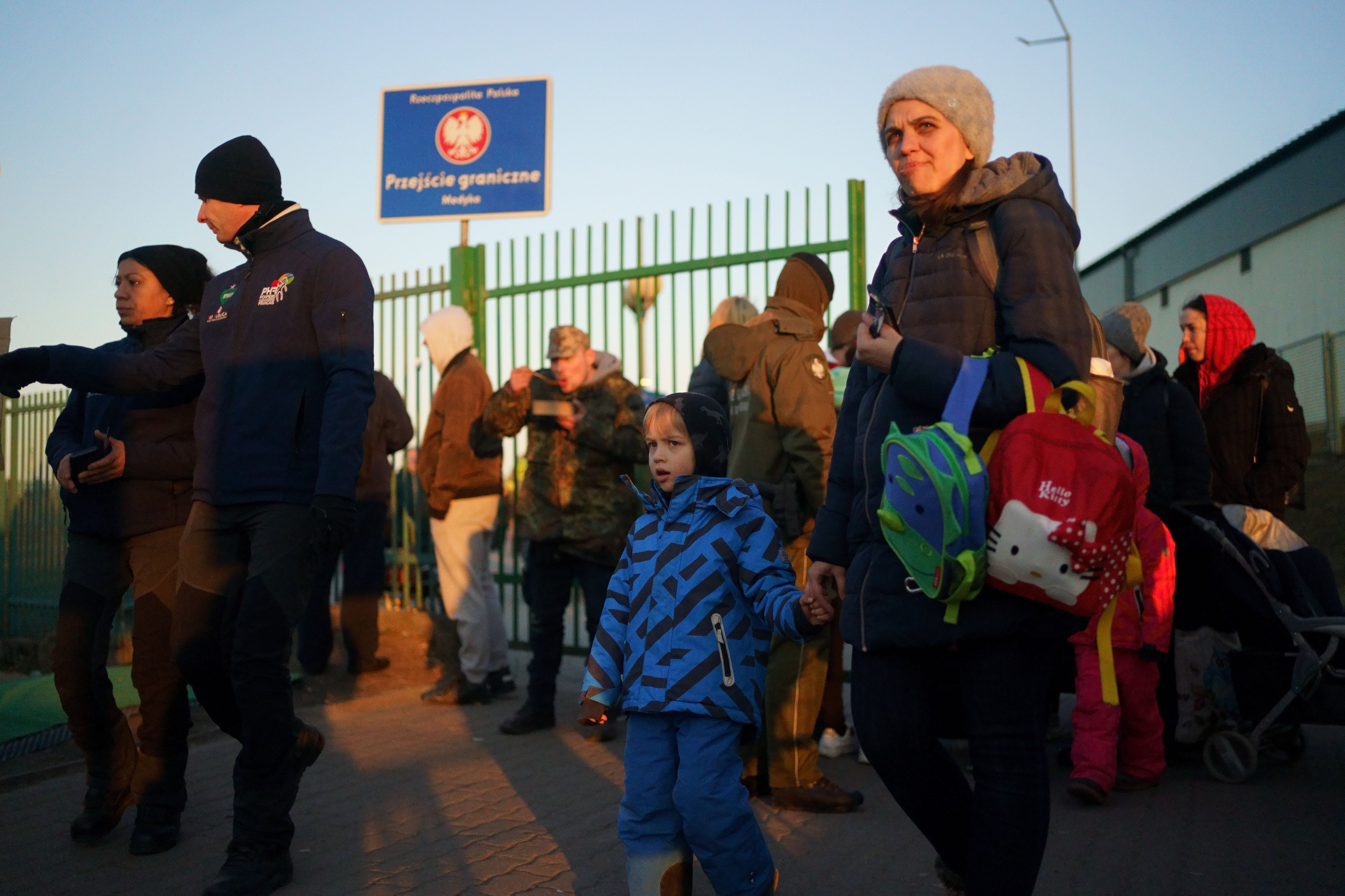 Los refugiados ucranianos que huyen de la guerra han hecho más de 121.000 solicitudes para visas