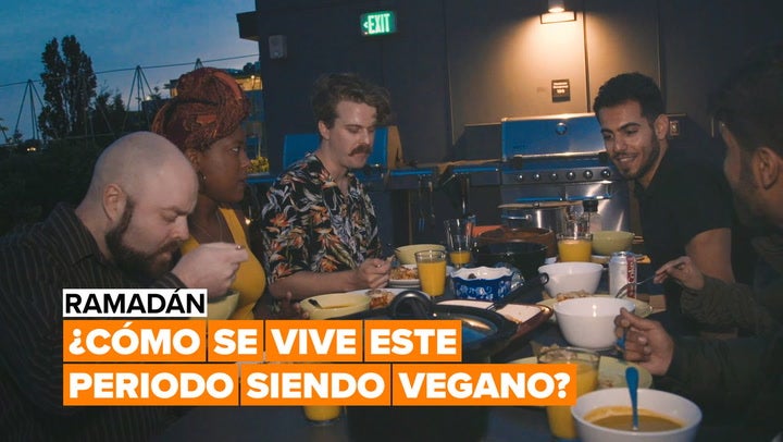 Estos jóvenes se atrevieron a transformar el Ramadán en una fiesta vegana