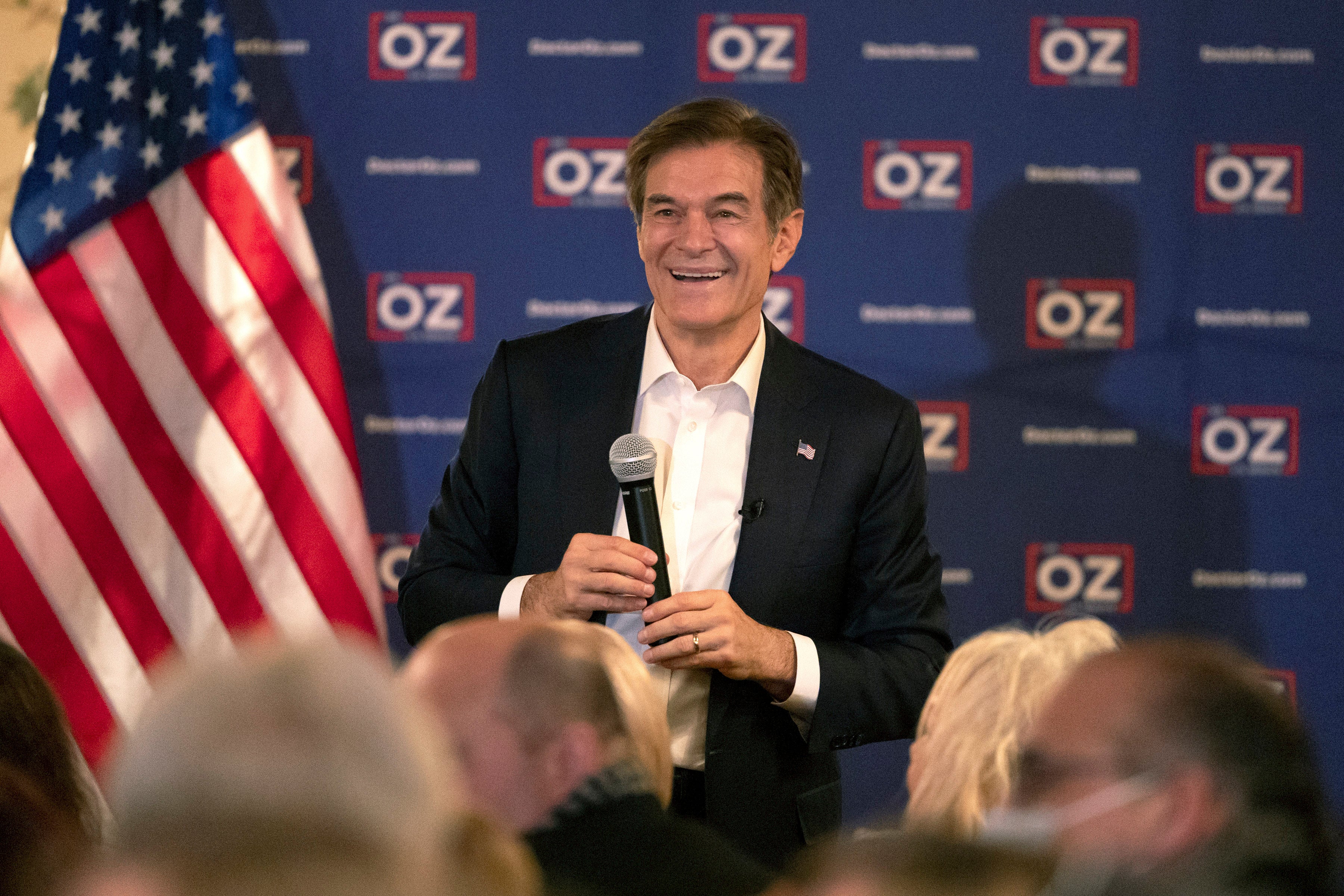 Aliados de Trump afirman que fue “engañado” tras respaldar a Dr. Oz para el Senado