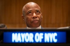 Alcalde de Nueva York da positivo a COVID