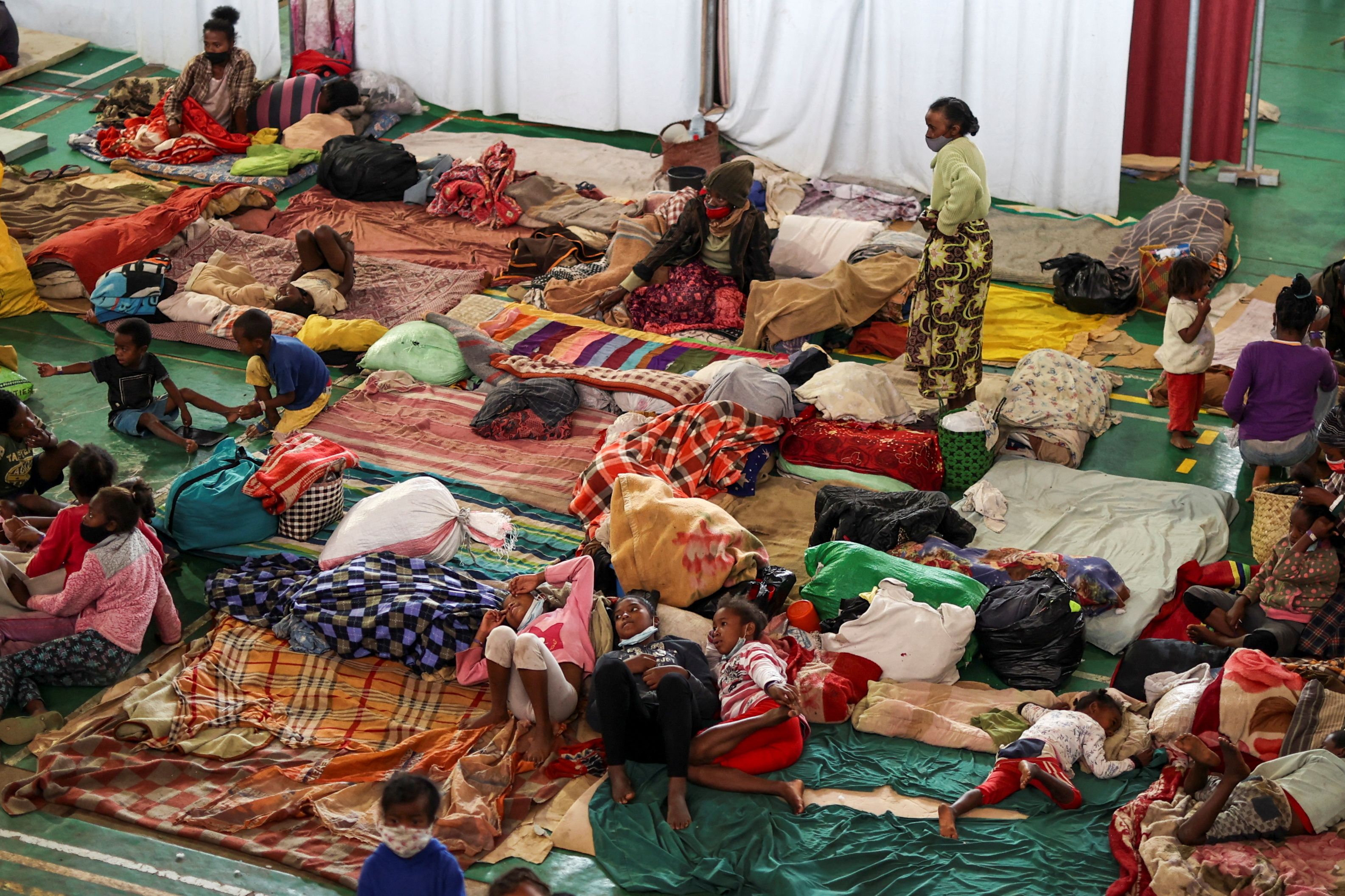 Los desplazados por la tormenta tropical Ana se refugian en Madagascar