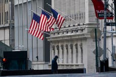 Wall Street sube; Delta Air Lines encabeza ganancias