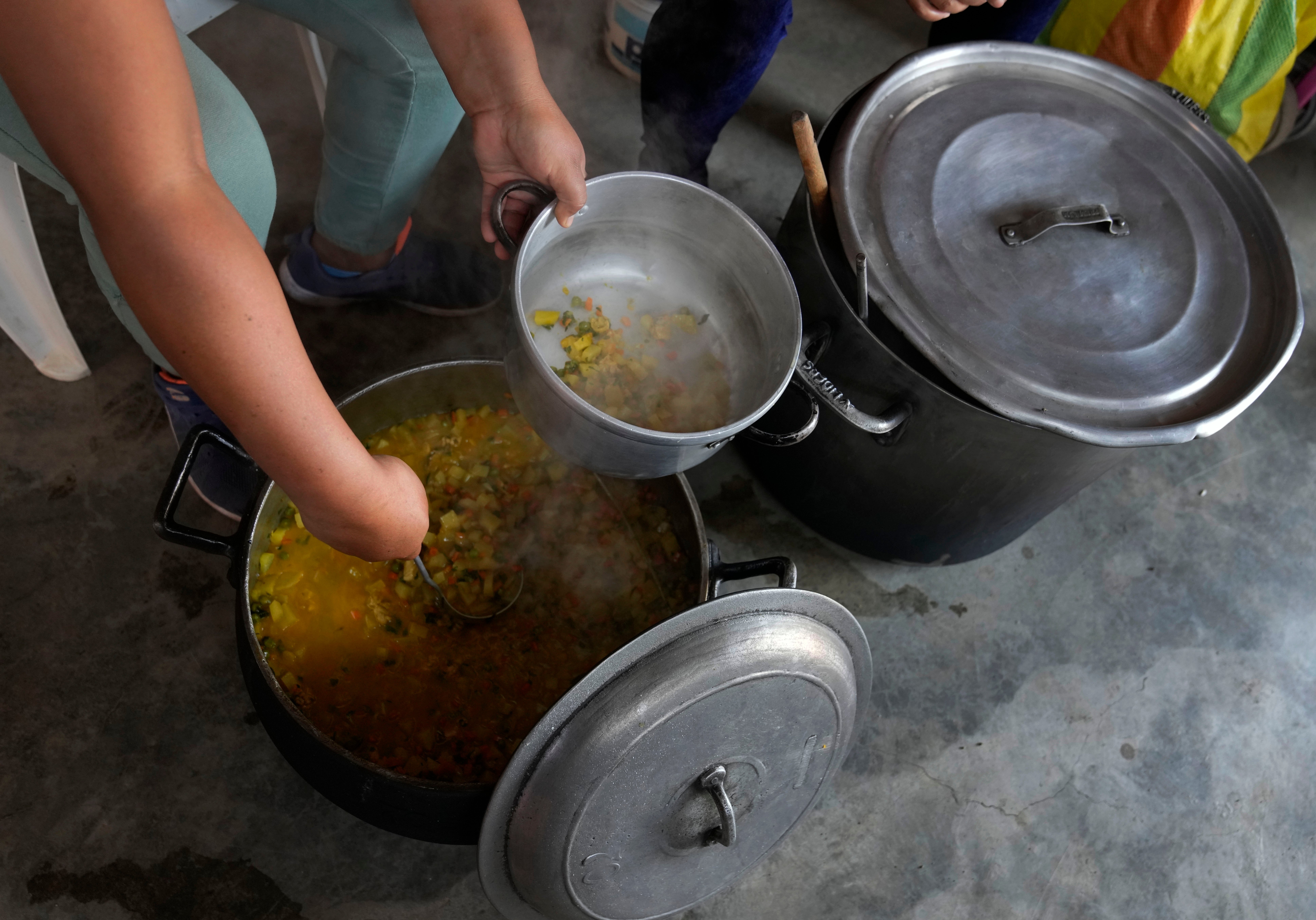 PERU-OLLAS POPULARES