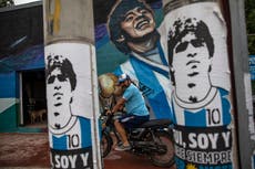 Fiscales piden juicio contra médicos de Maradona por muerte