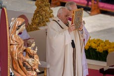 Papa condena a Rusia por invasión “cruel y sin sentido” de Ucrania en Domingo de Resurrección