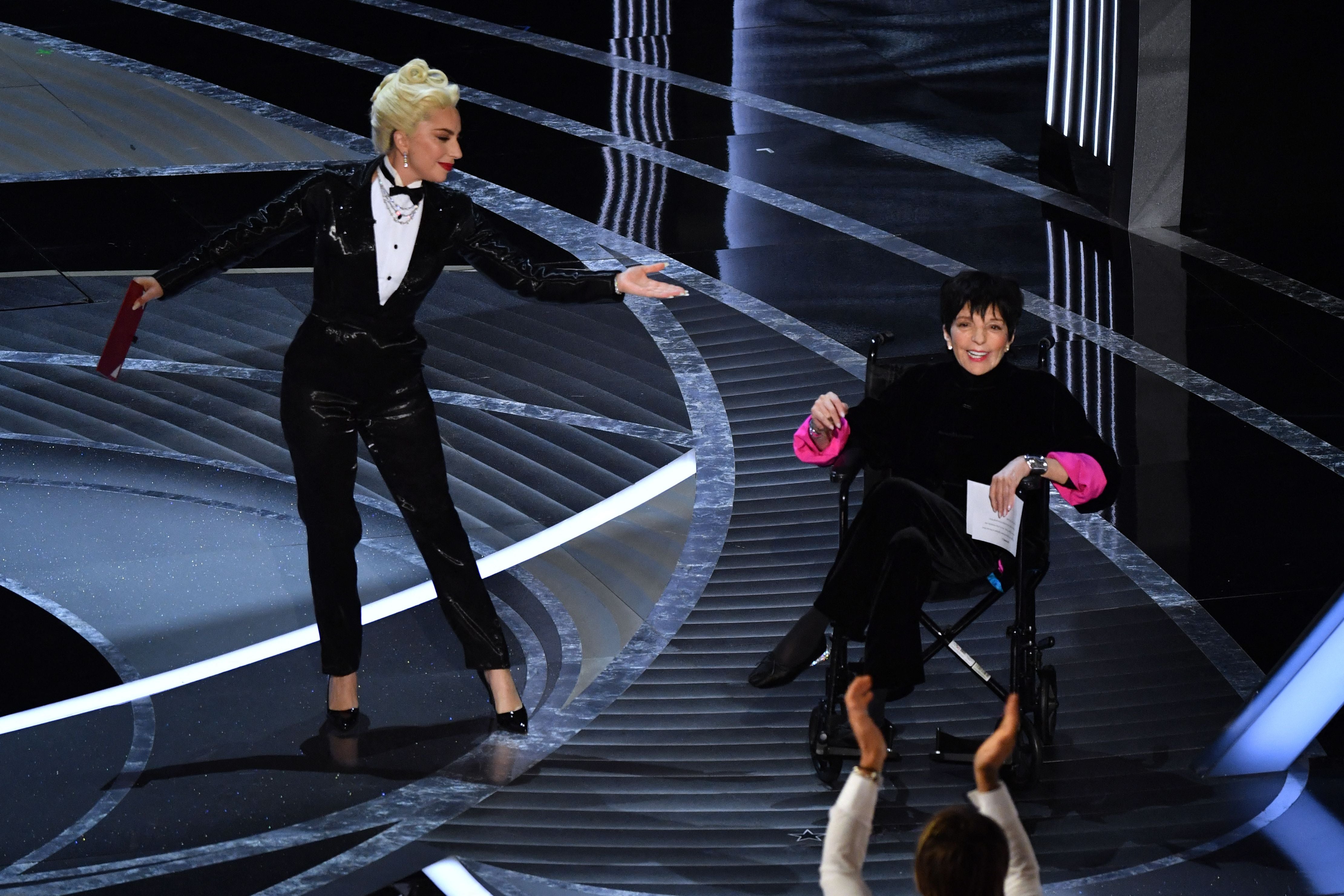 Lady Gaga y Liza Minelli en los Oscar