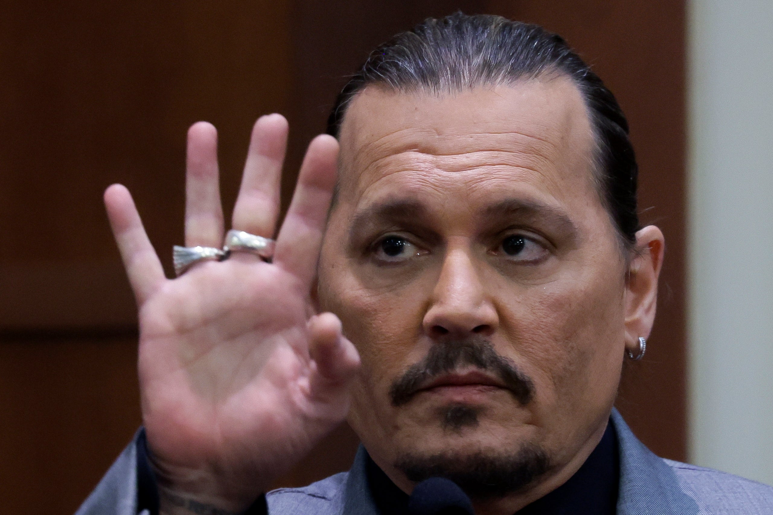 El actor Johnny Depp proporcionó evidencia ante el tribunal