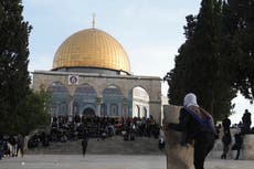 Policía entra a lugar sagrado en Jerusalén tras choques