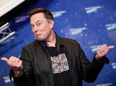 De autoproclamado ‘socialista’ a cruzador antibloqueo de la ‘píldora roja’: ¿En qué cree Elon Musk?