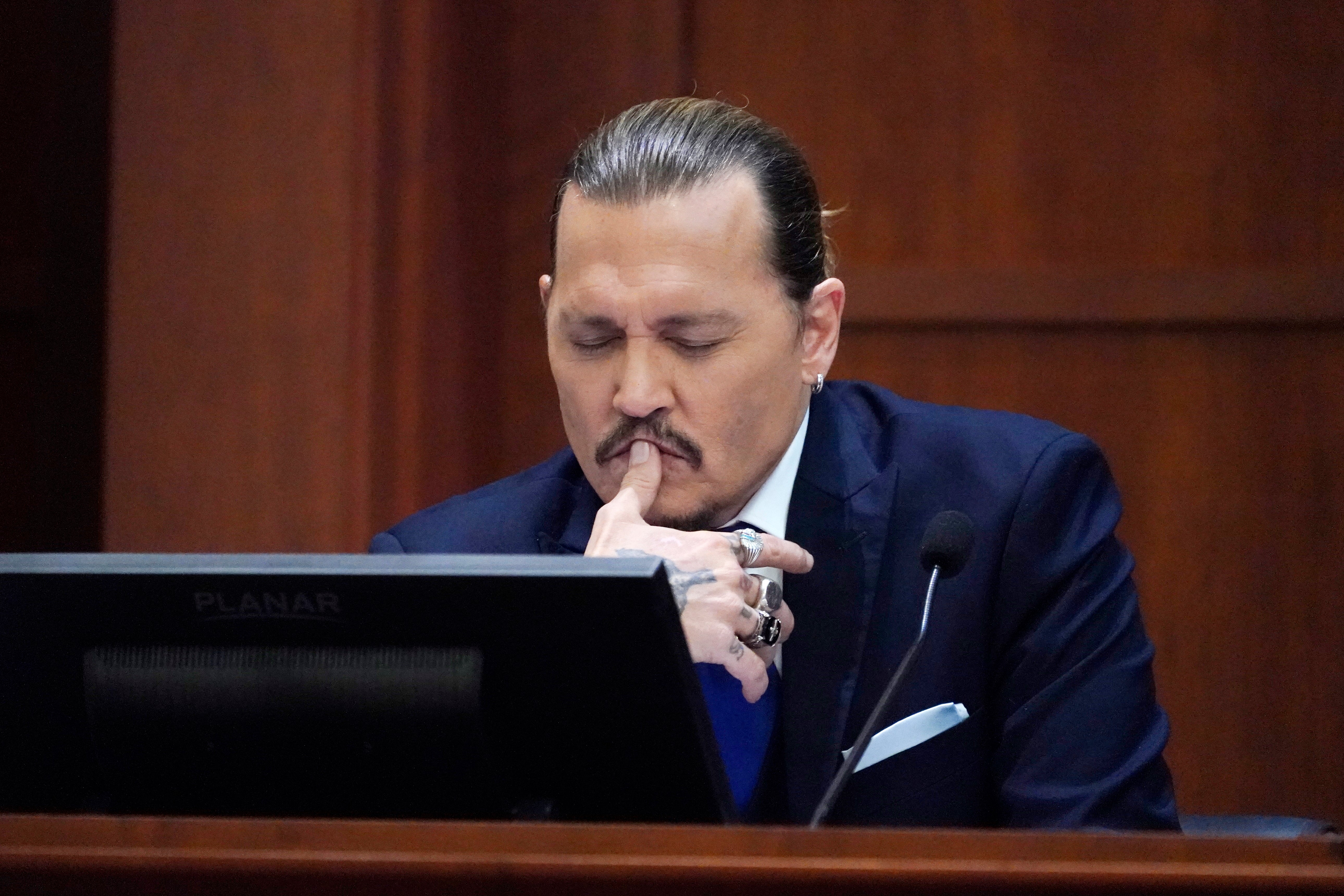 Grabación de Depp advierte "baño de sangre" si no se aleja