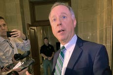 Funcionario de Wisconsin dice que Trump le sigue insistiendo que cambie sus resultados de las elecciones