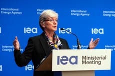 EEUU: Guerra destaca la necesidad de rechazar energía rusa