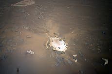 Helicóptero de la NASA en Marte detecta restos “de otro mundo” causados por aterrizaje del Perseverance