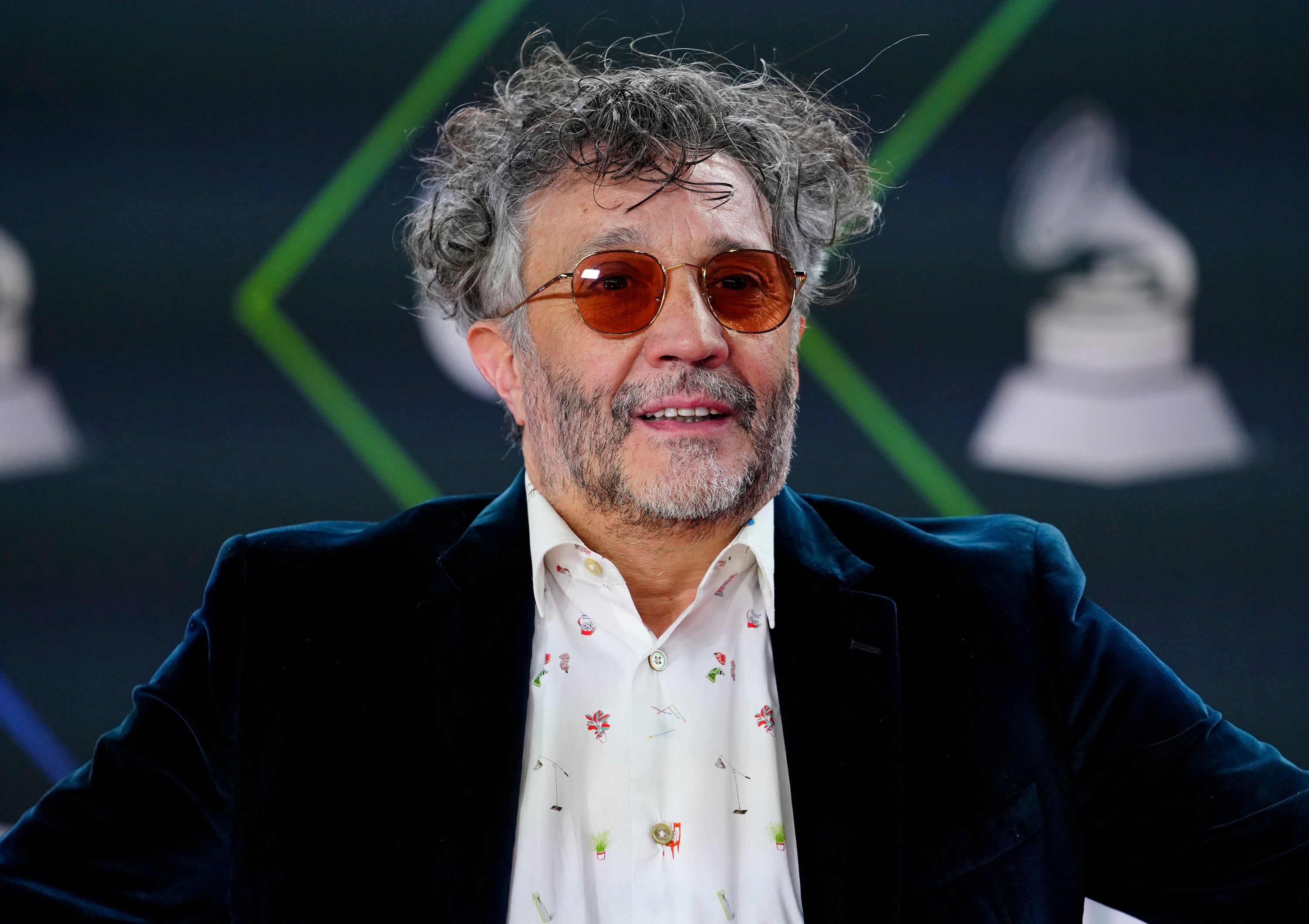 Fito Páez contrae COVID y suspende conciertos