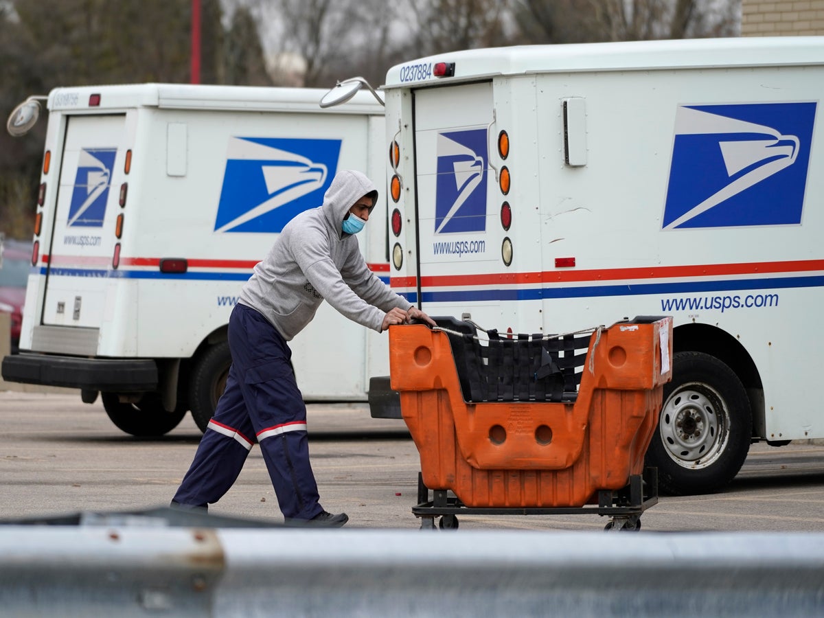 Demanda: Servicio Postal EEUU debe usar vehículos eléctricos