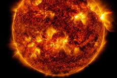 La NASA capta imagen de la cuarta llamarada solar fuerte del año