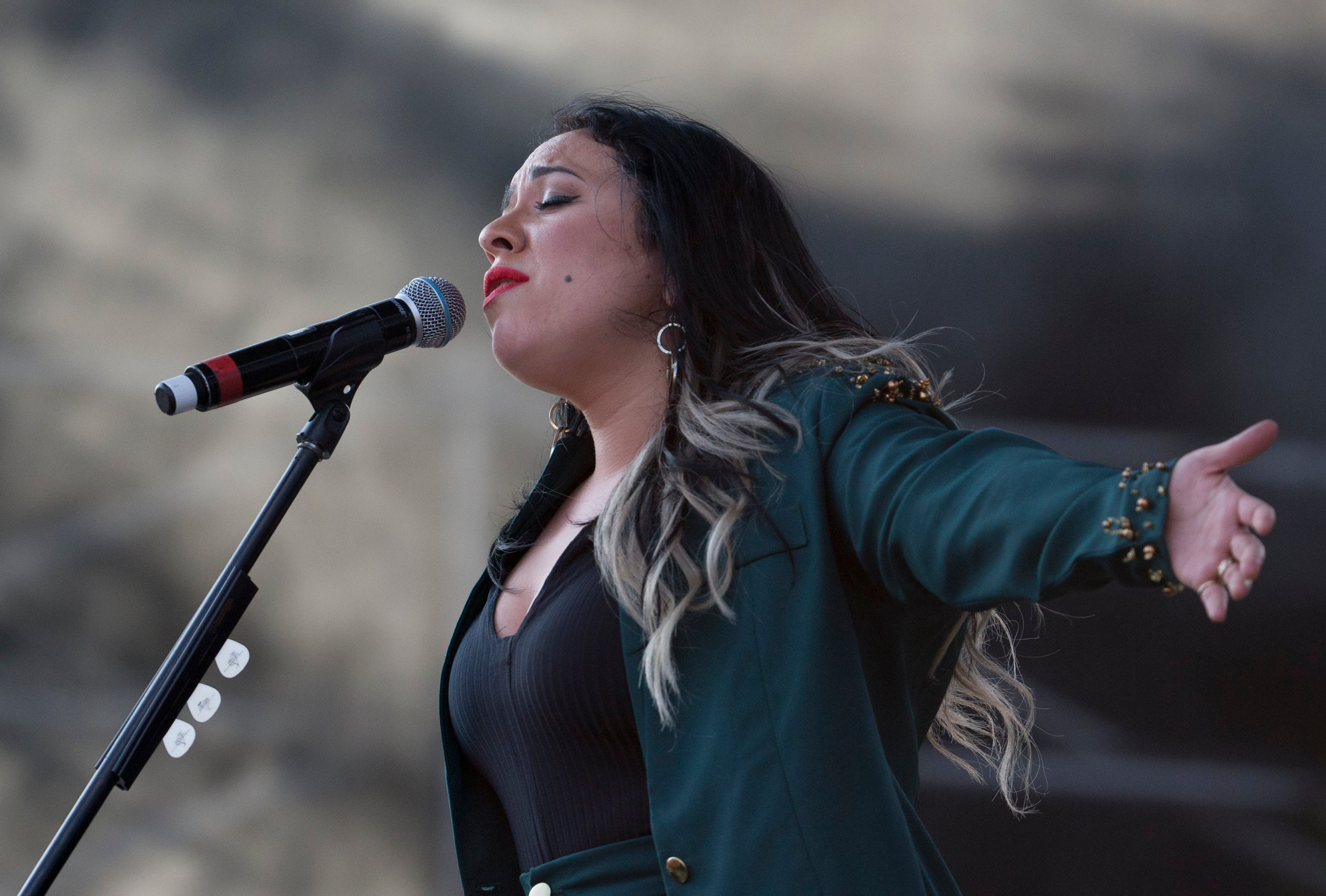 Carla Morrison vive “El renacimiento” con pop introspectivo