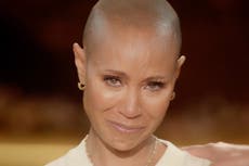 Jada Pinkett Smith llora al hablar con la madre de la fallecida ex Miss USA Cheslie Kryst