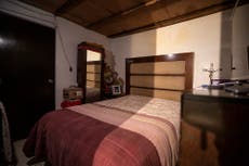 “Cuartos vacíos imposibles de llenar” para visibilizar las desapariciones de mujeres en México