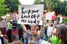 Las empresas desafían a los gobiernos antiaborto, así apoyarán a sus empleadas
