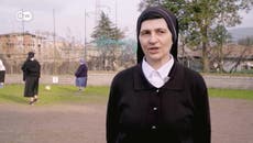 Estas monjas futbolistas están revolucionando Italia y el Vaticano en el nombre de Dios