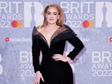 Fans de Adele furiosos porque publica sobre festival BST y no habla de la residencia pospuesta en Las Vegas