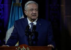 Presidente de México critica a EEUU en gira centroamericana