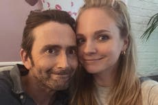 Georgia Tennant comparte un “espeluznante” intercambio de mensajes con su marido David Tennant