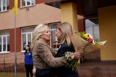 Jill Biden realiza visita sorpresa a Ucrania en el Día de las Madres